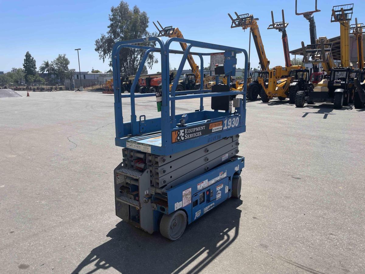 2018 Genie GS-1930
