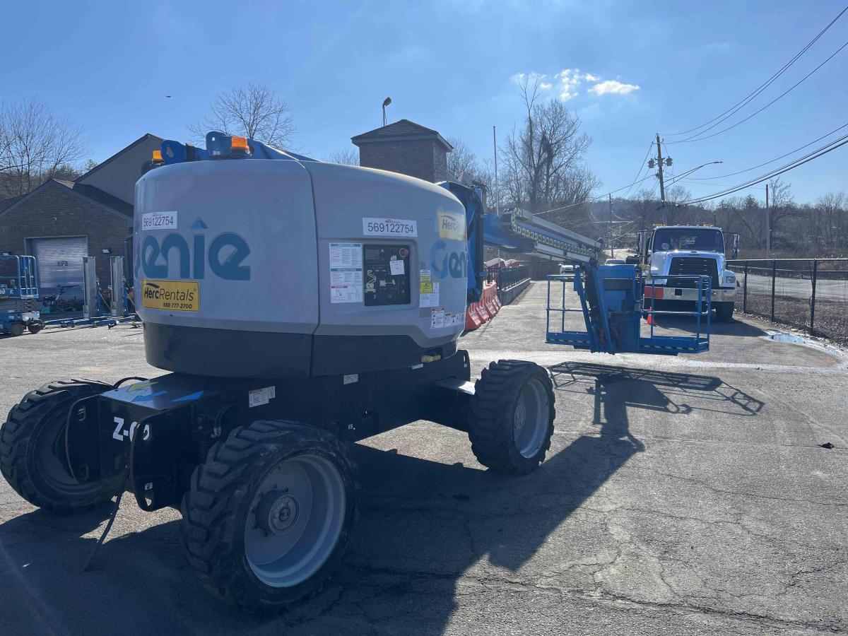 2017 Genie Z-62/40