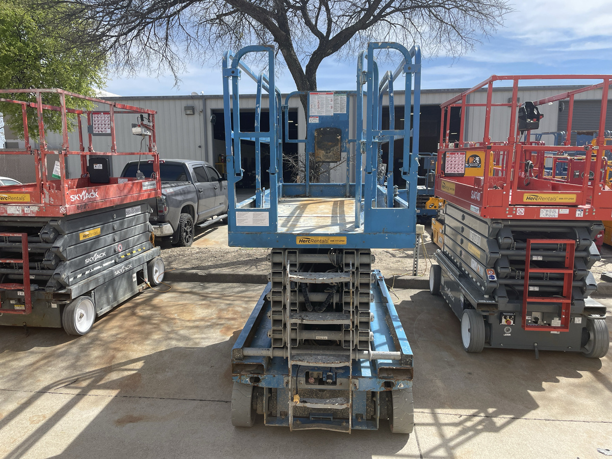 2017 Genie GS-4047-3