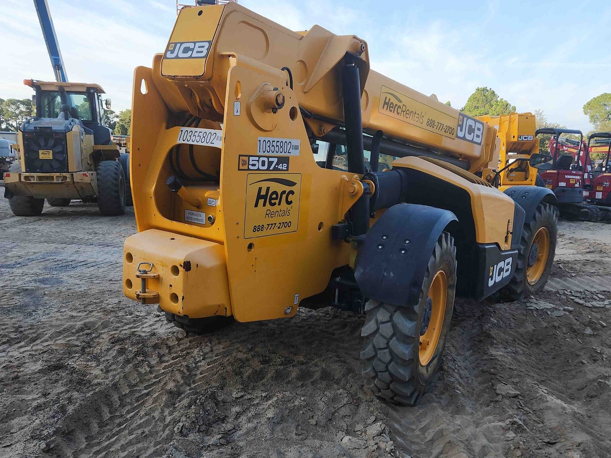 2022 JCB 507-42-4