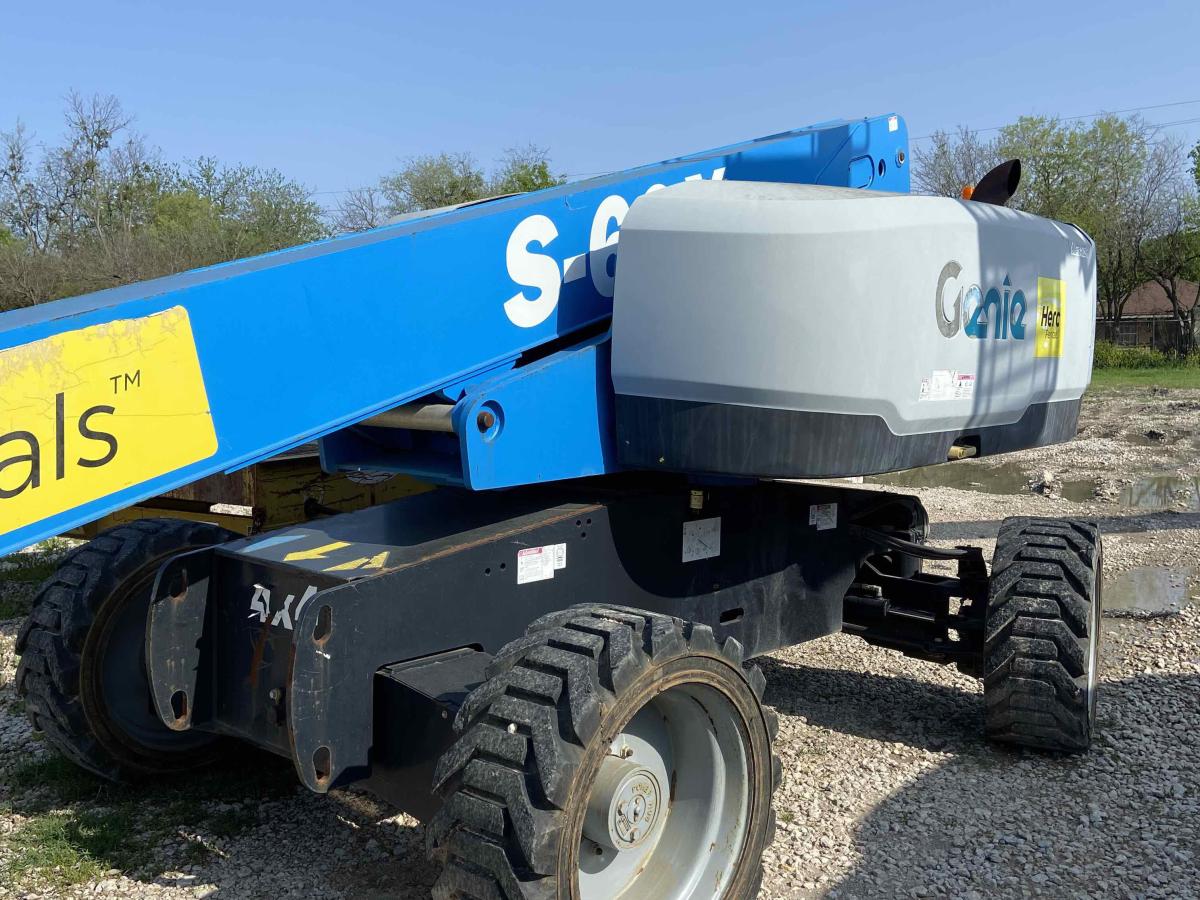 2017 Genie S-60X
