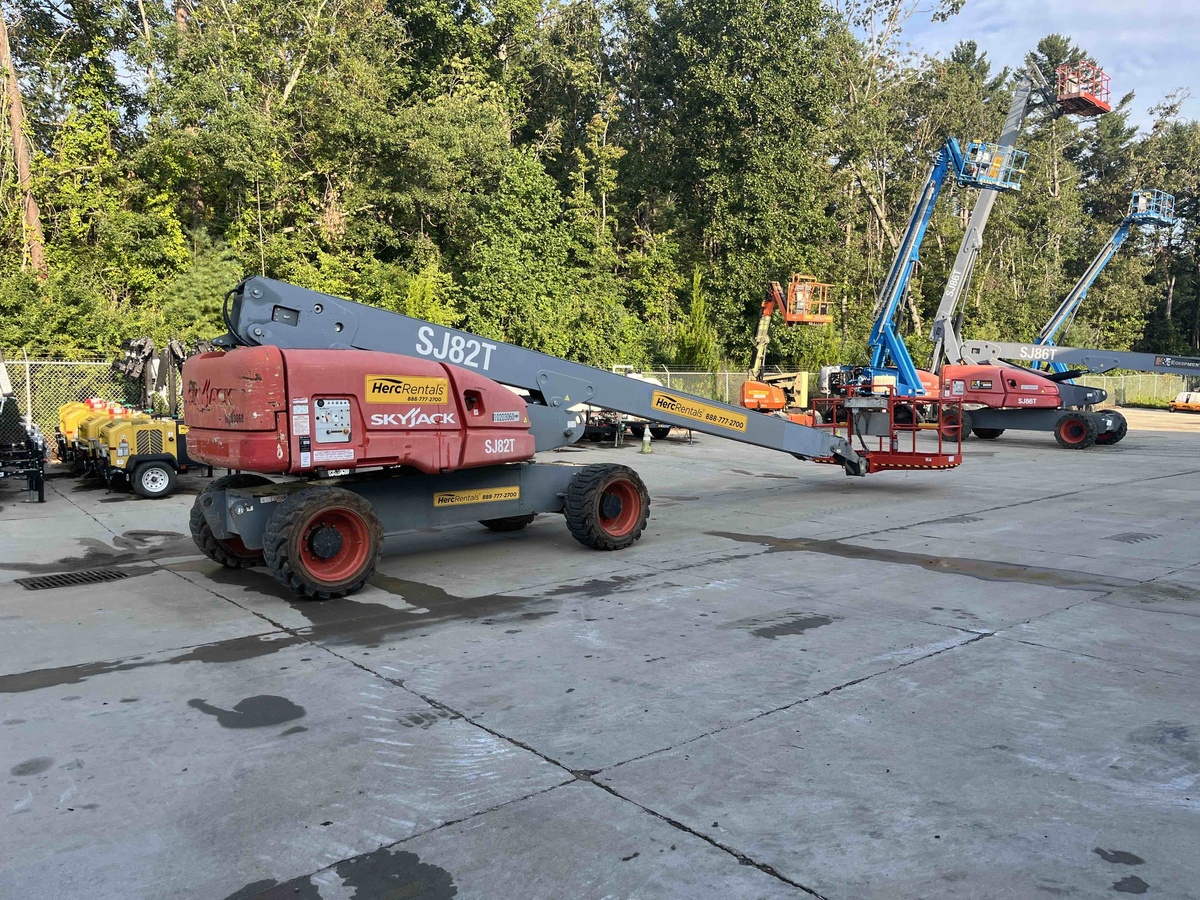 2016 Skyjack SJ82 T-14