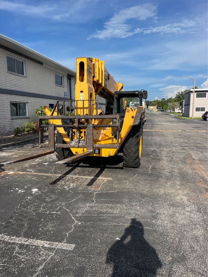 2019 JCB 512-56-1