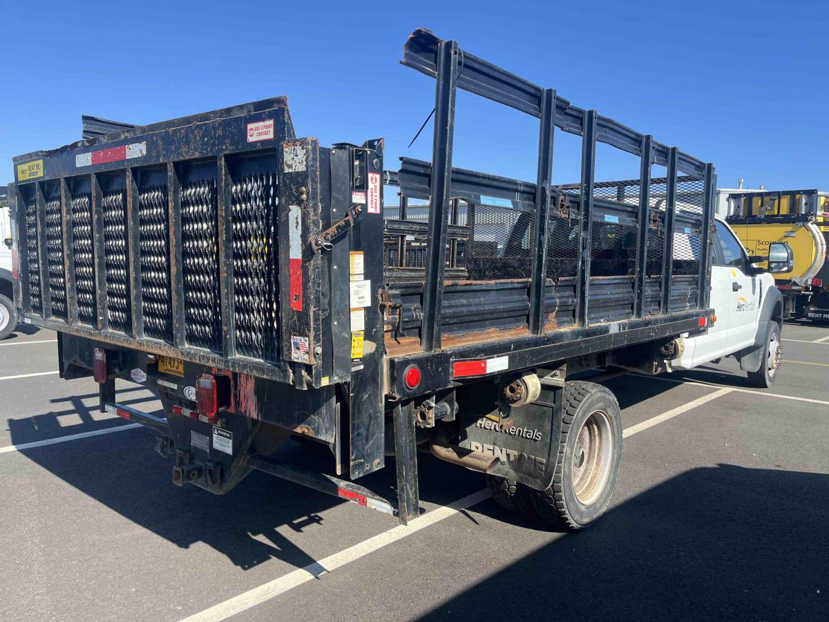 2018 Ford F550-10