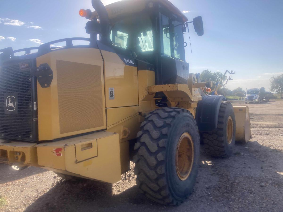 2020 John Deere 544L-5