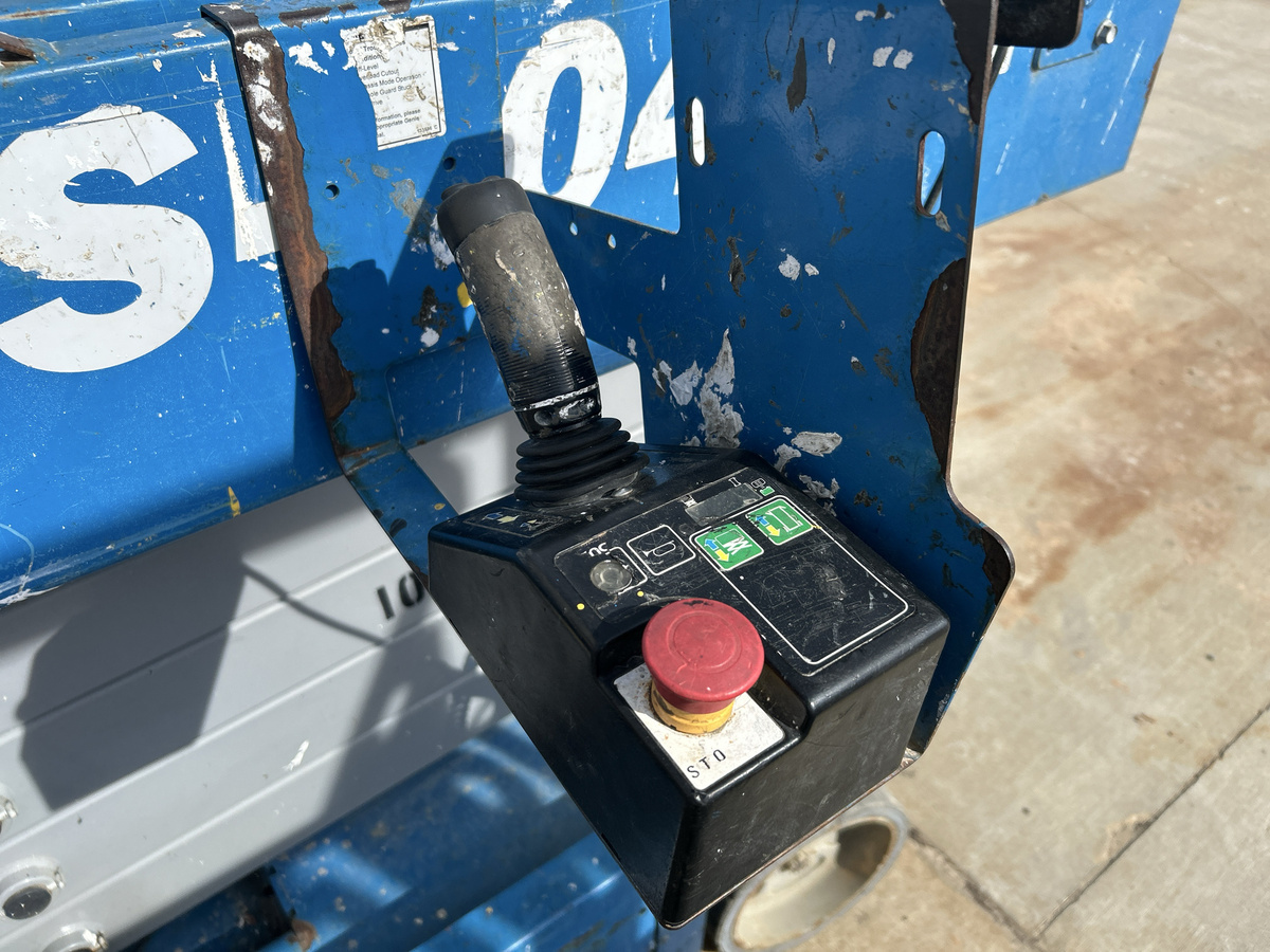 2018 Genie GS-4047-7