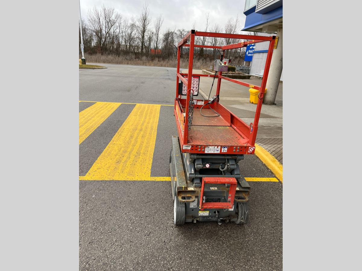 2017 Skyjack SJ3219