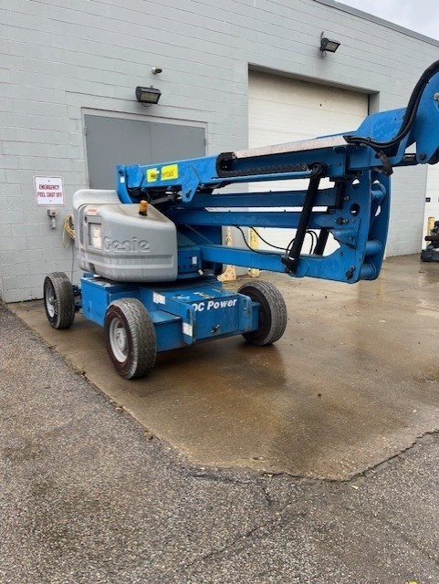 2014 Genie Z-45/25