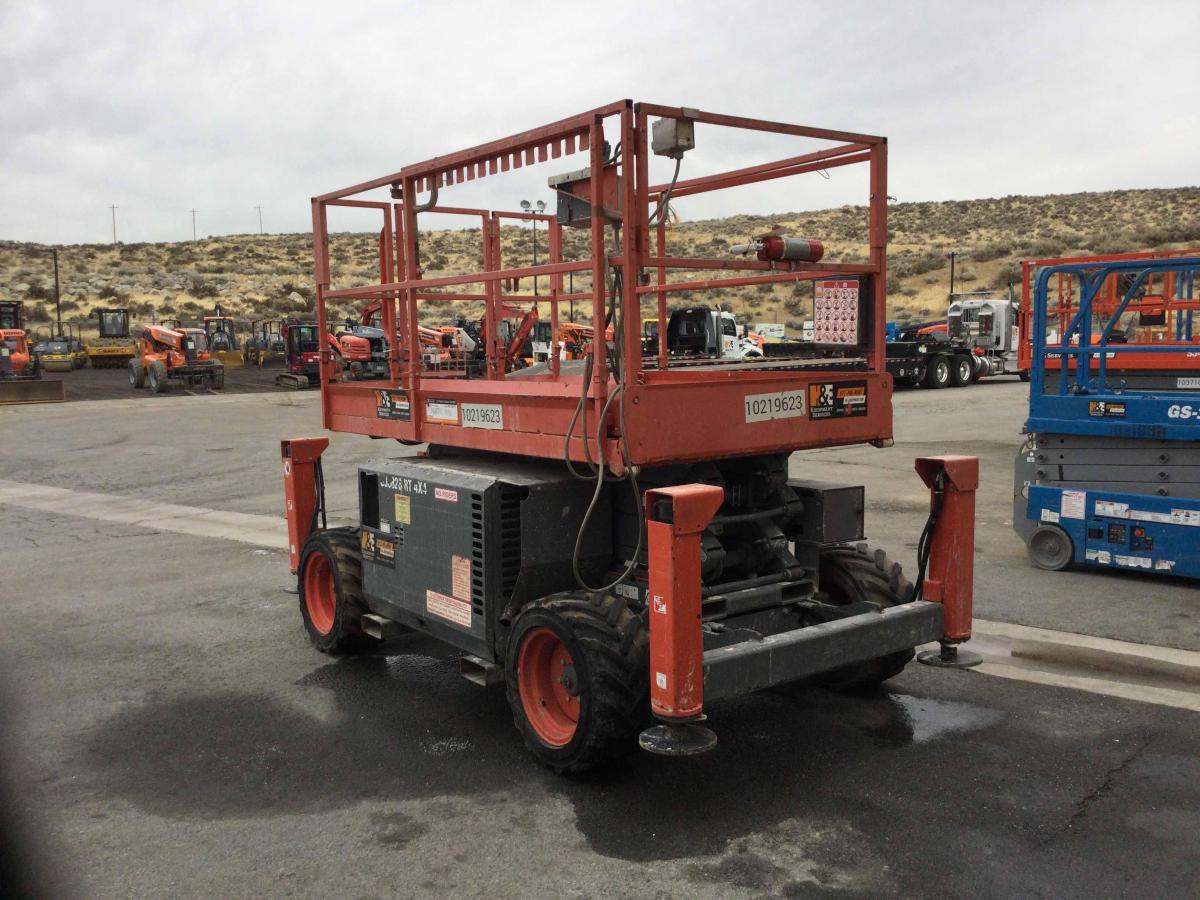 2017 Skyjack SJ-6826RT