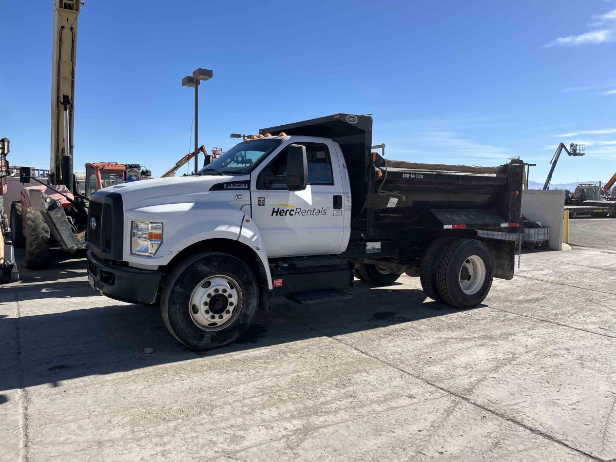 2017 Ford F750