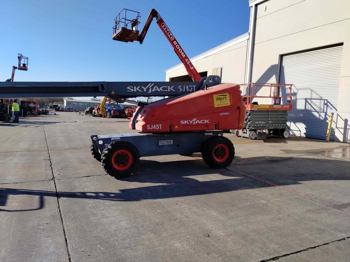2018 Skyjack SJ45 T-2
