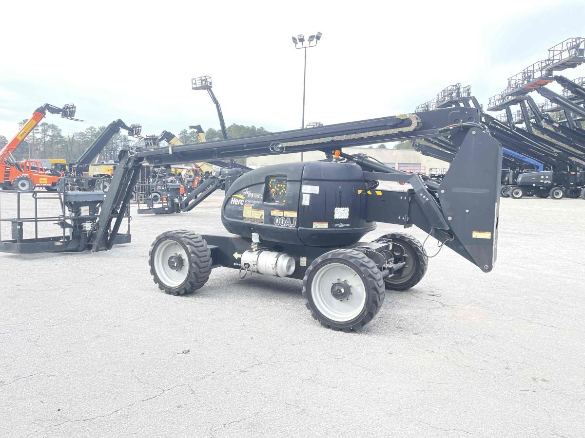 2015 JLG 600AJ