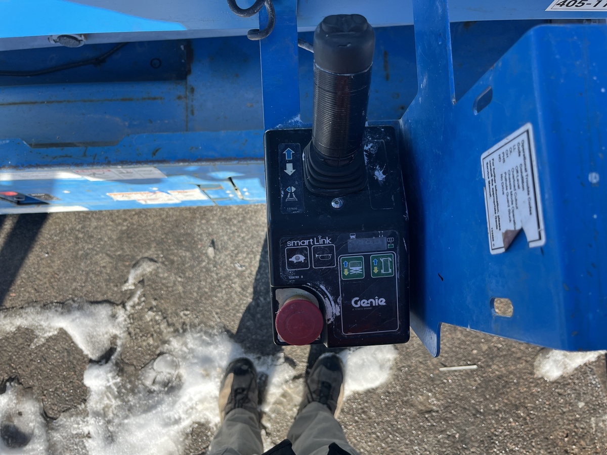 2016 Genie GS-2646-7