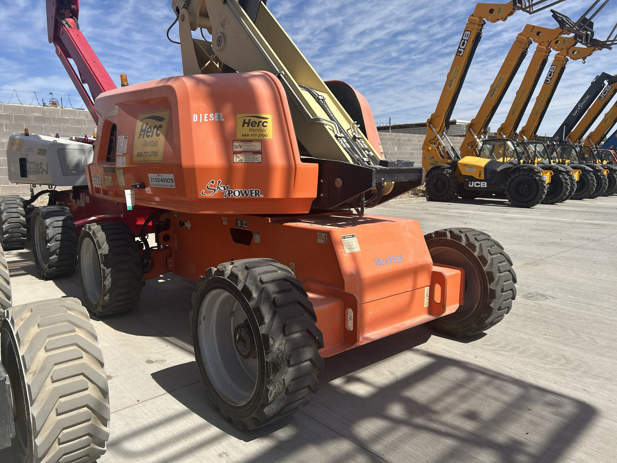 2018 JLG 660SJ-8