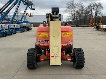 2012 JLG 600AJ