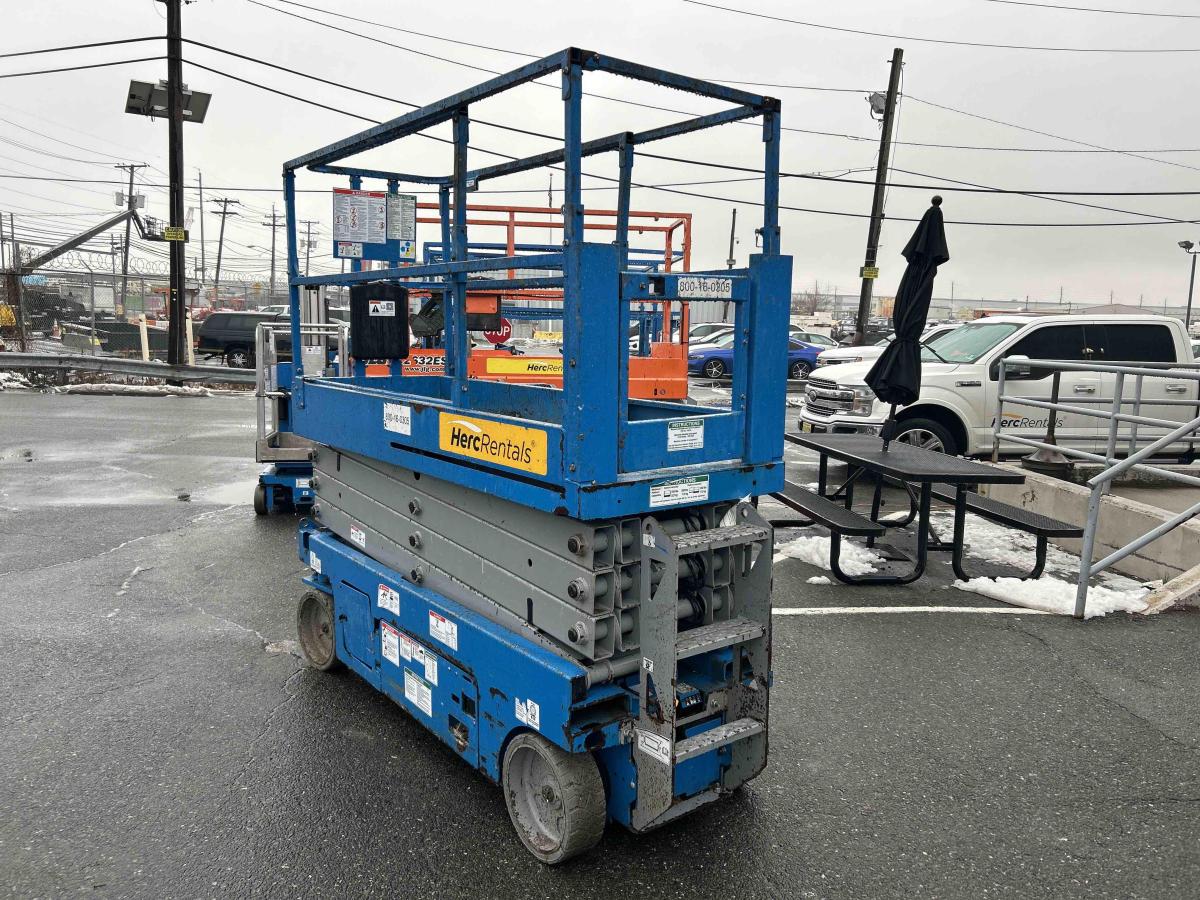 2017 Genie GS-2632