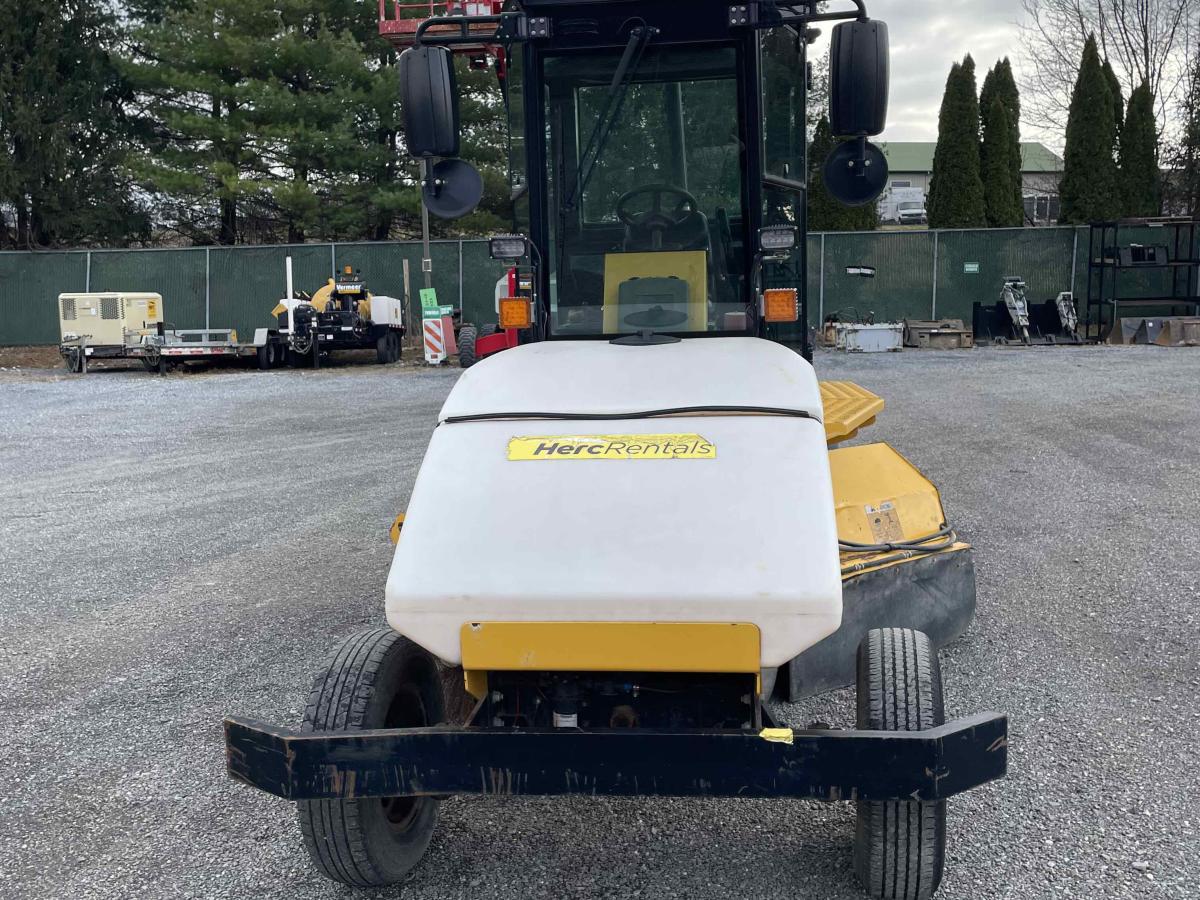 2017 LayMor SweepMaster 400
