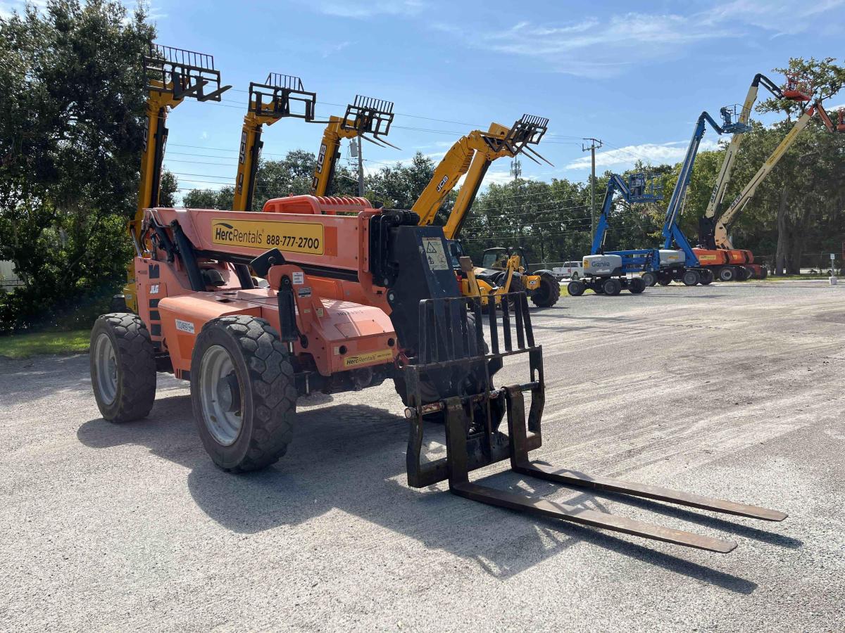 2019 SkyTrak 6042-3