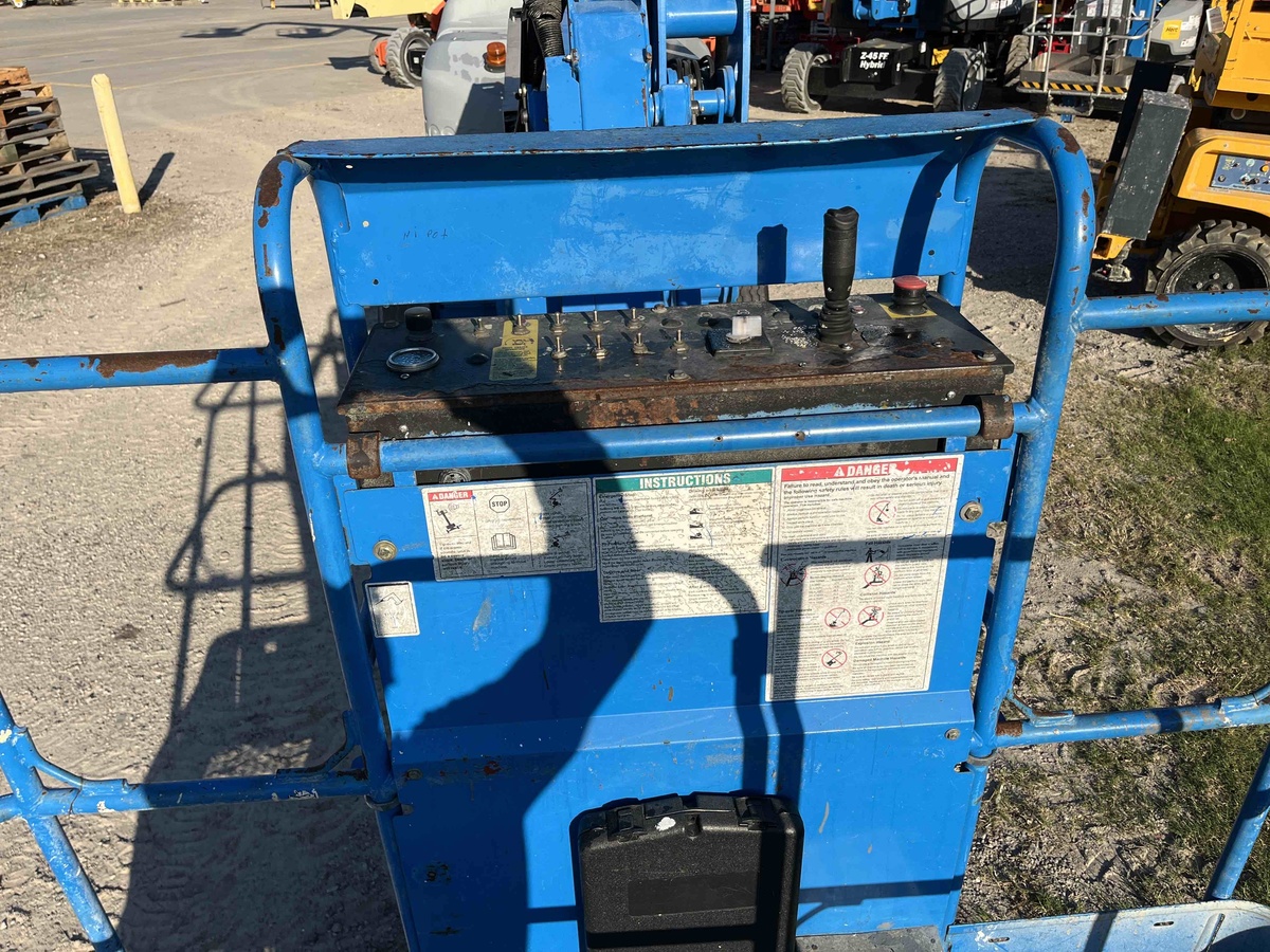 2015 Genie Z-45/25J-9