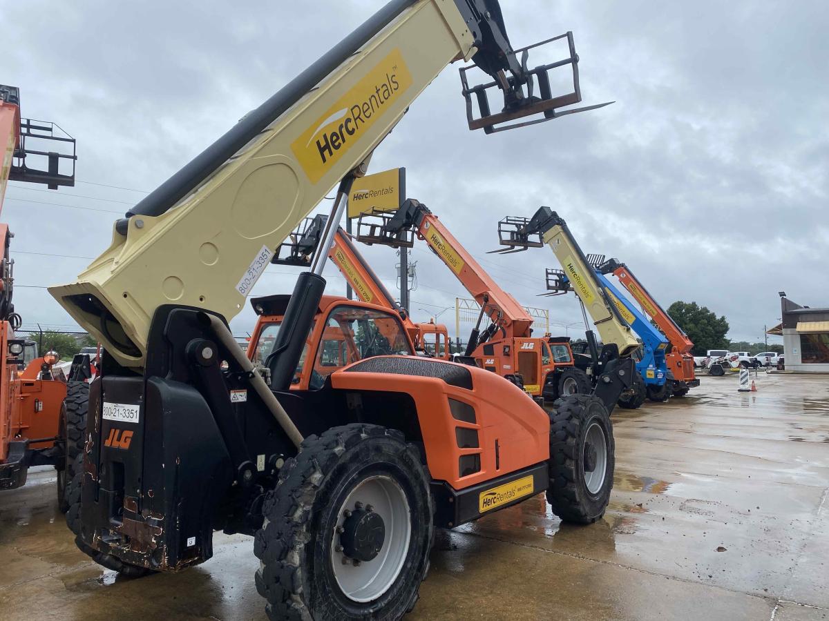 2018 JLG 1255