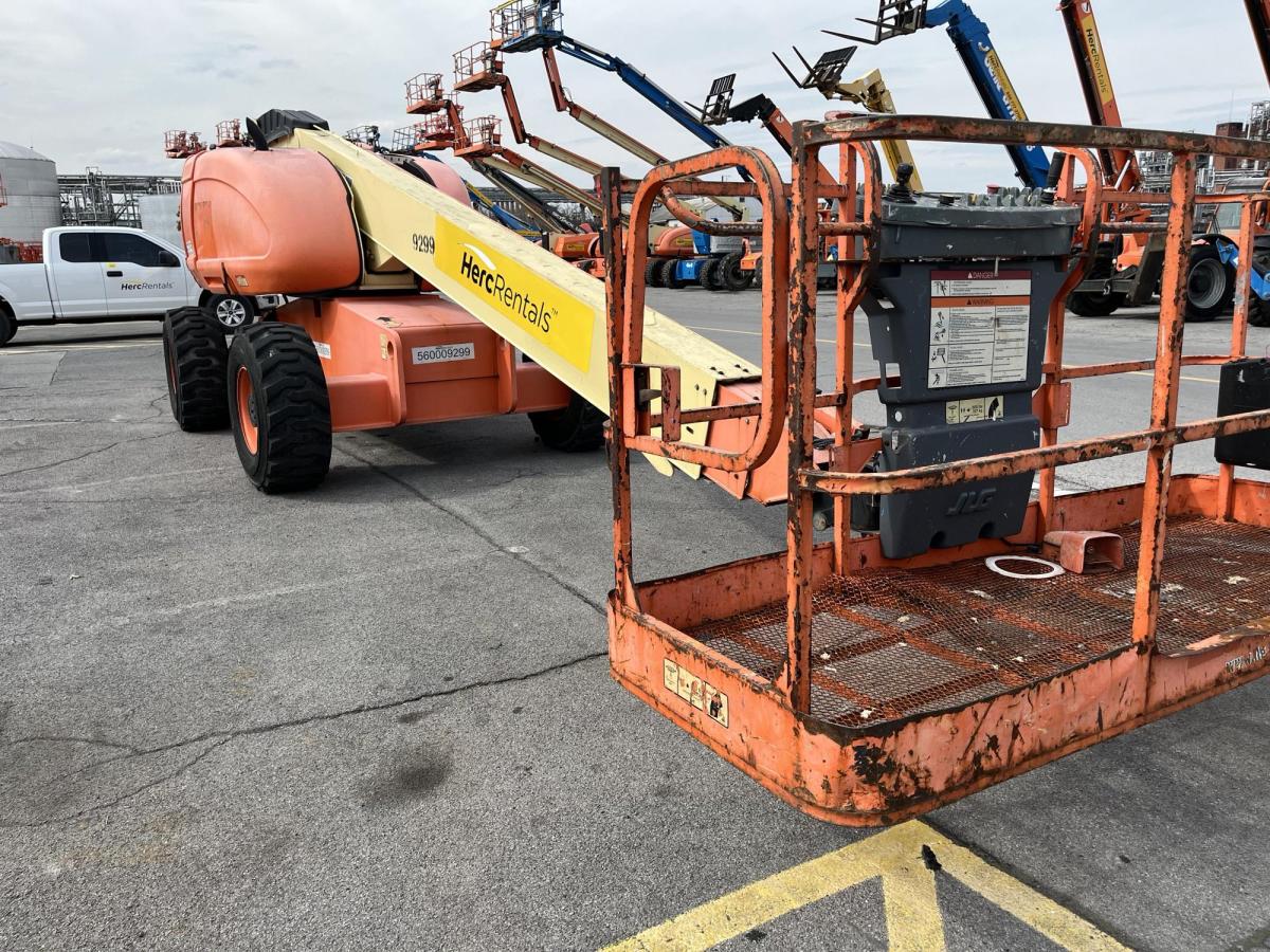 2006 JLG 600S