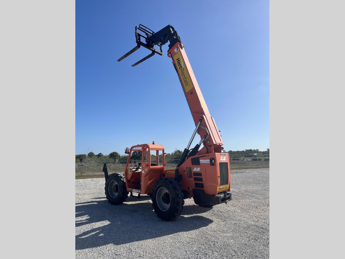 2018 SkyTrak 10054
