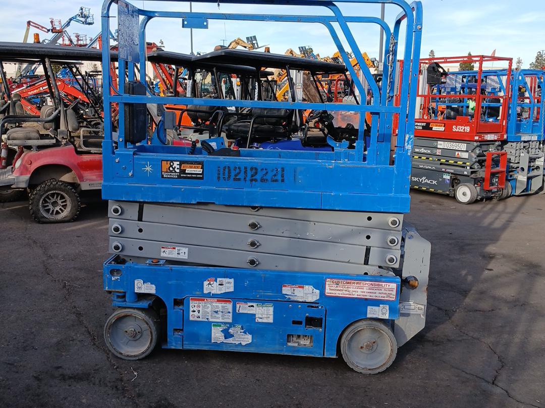 2017 Genie GS-1930