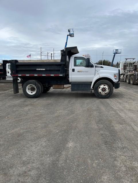 2019 Ford F750