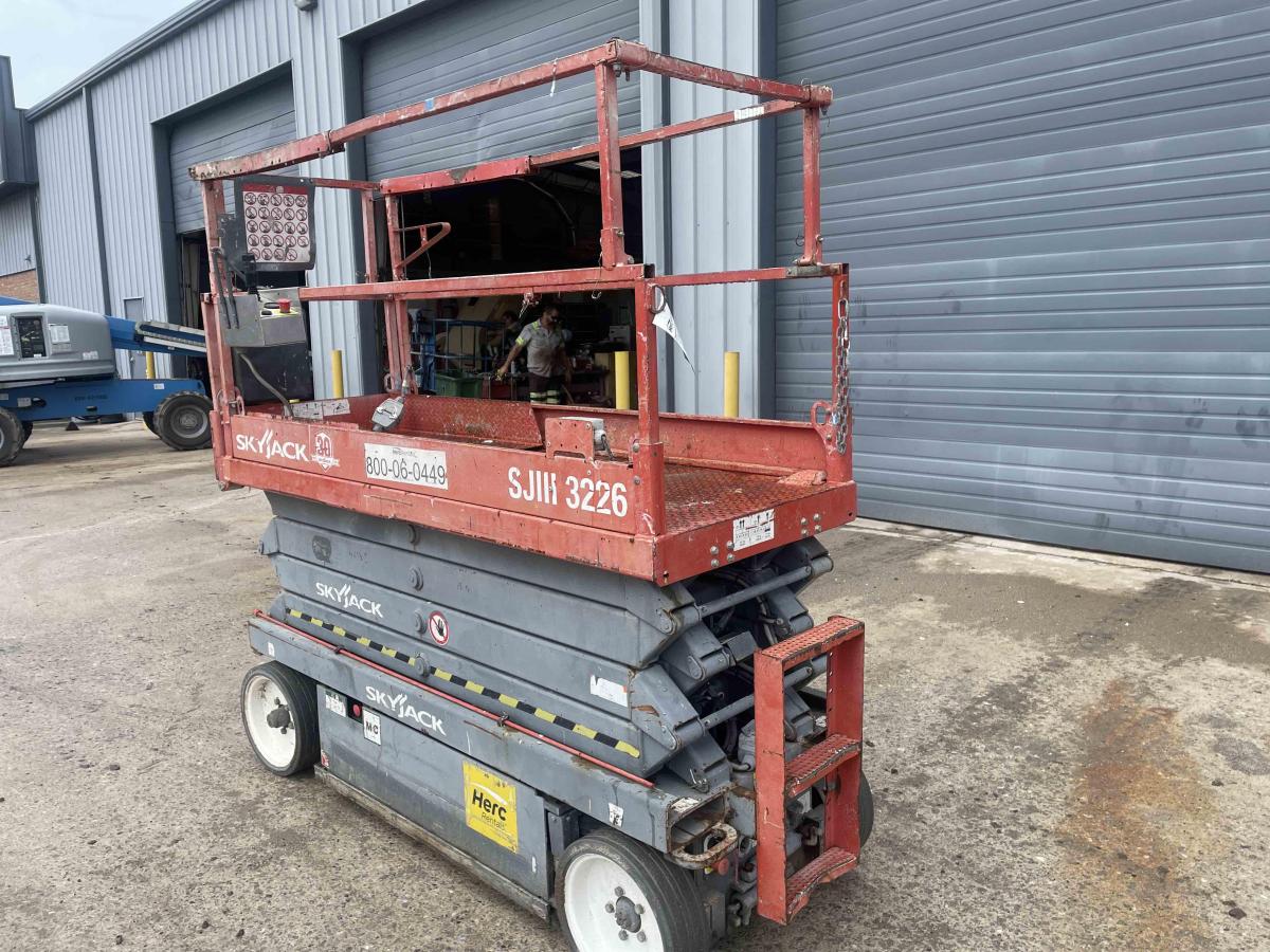 2015 Skyjack SJ3226