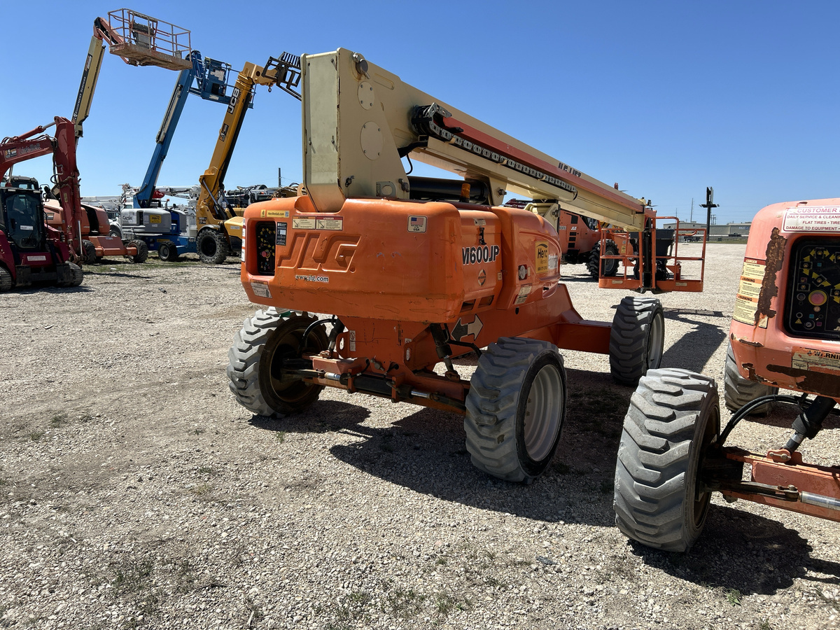 2015 JLG M600JP-4