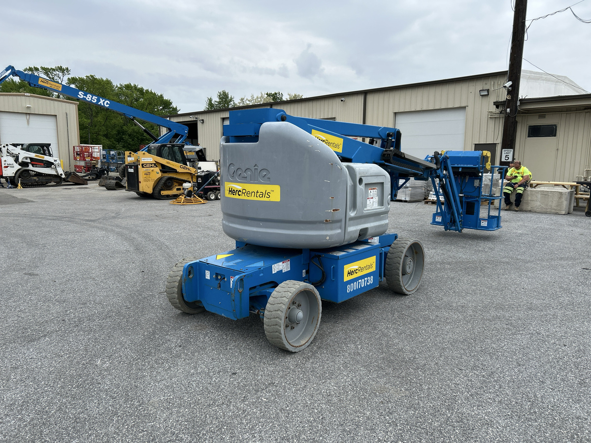 2017 Genie Z-40/23 N-8