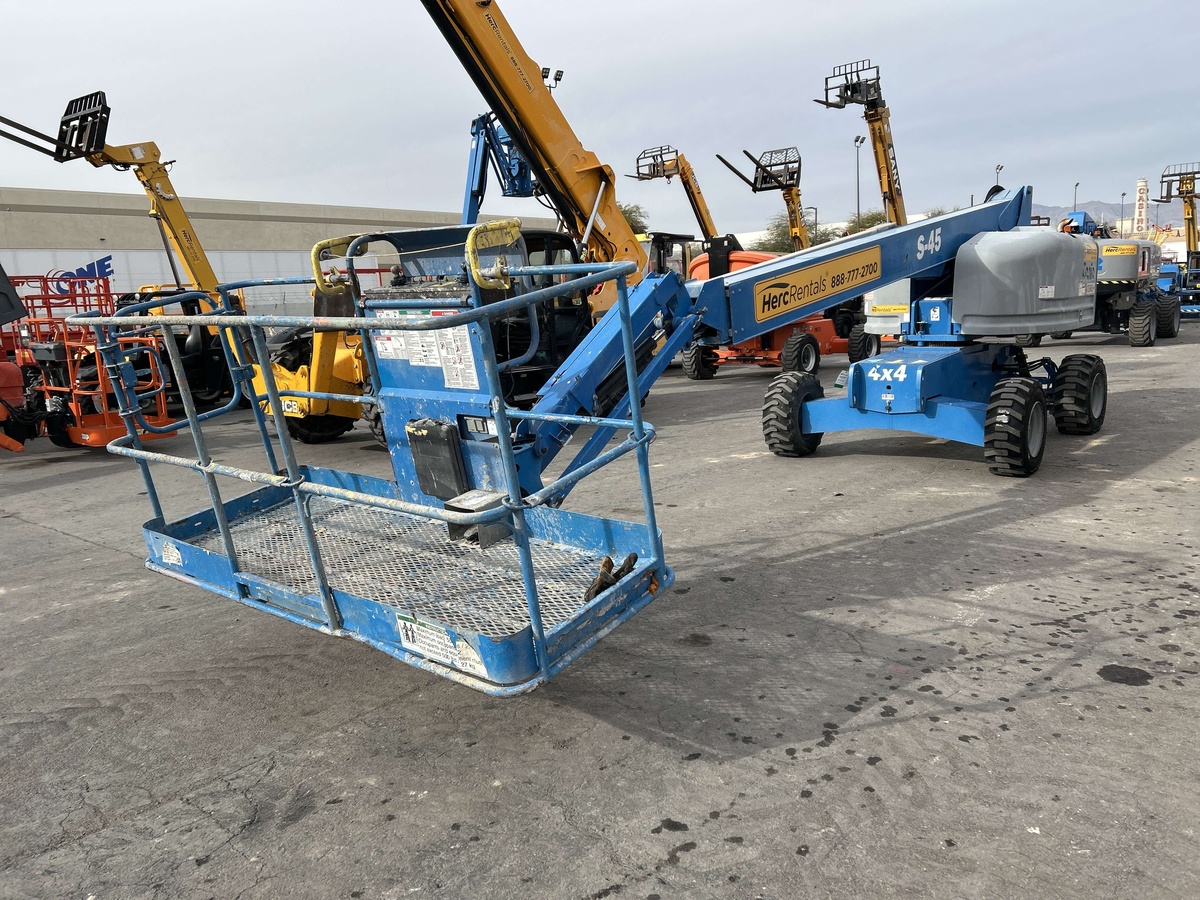 2018 Genie S-45-3