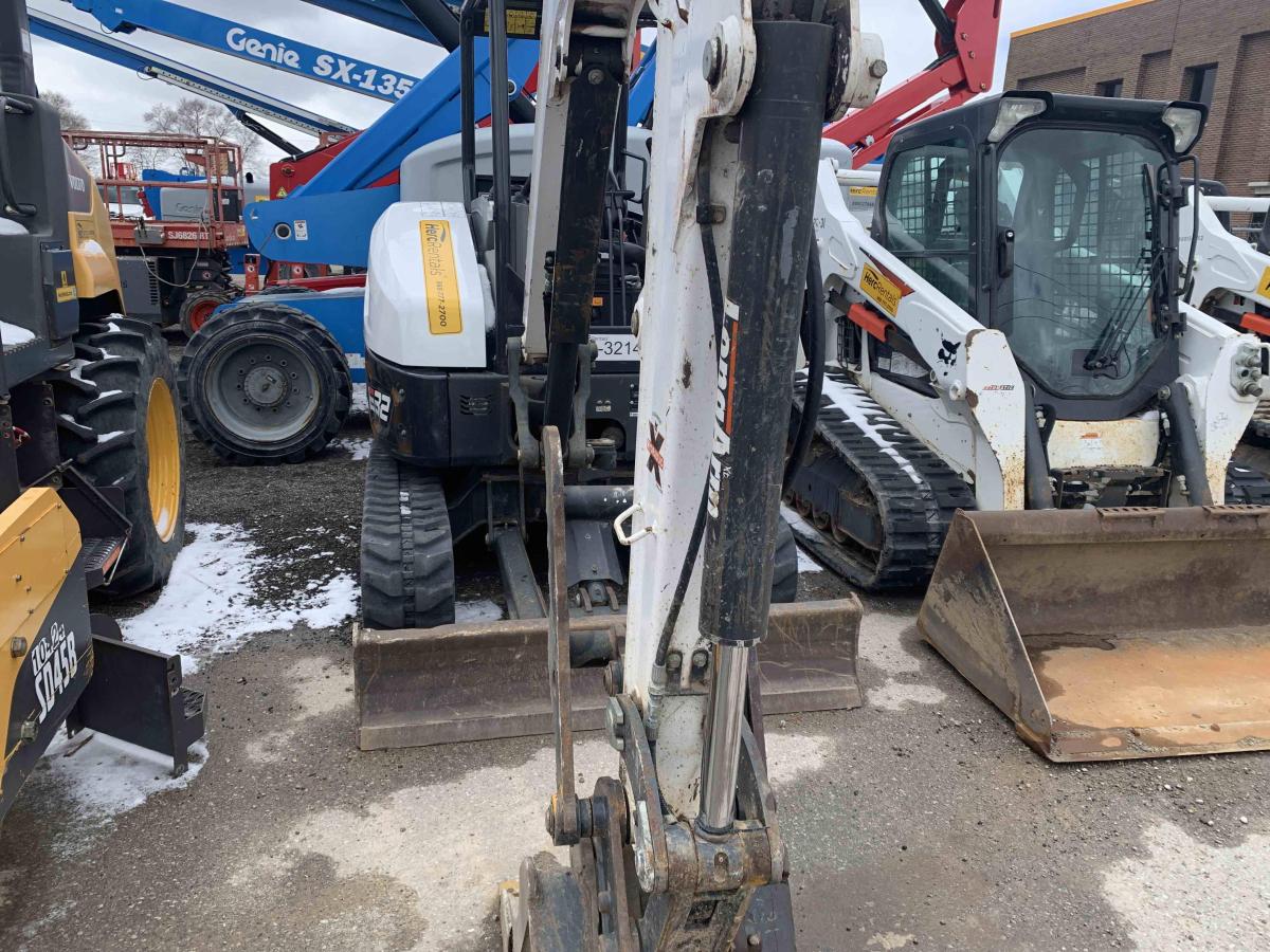 2019 Bobcat E32
