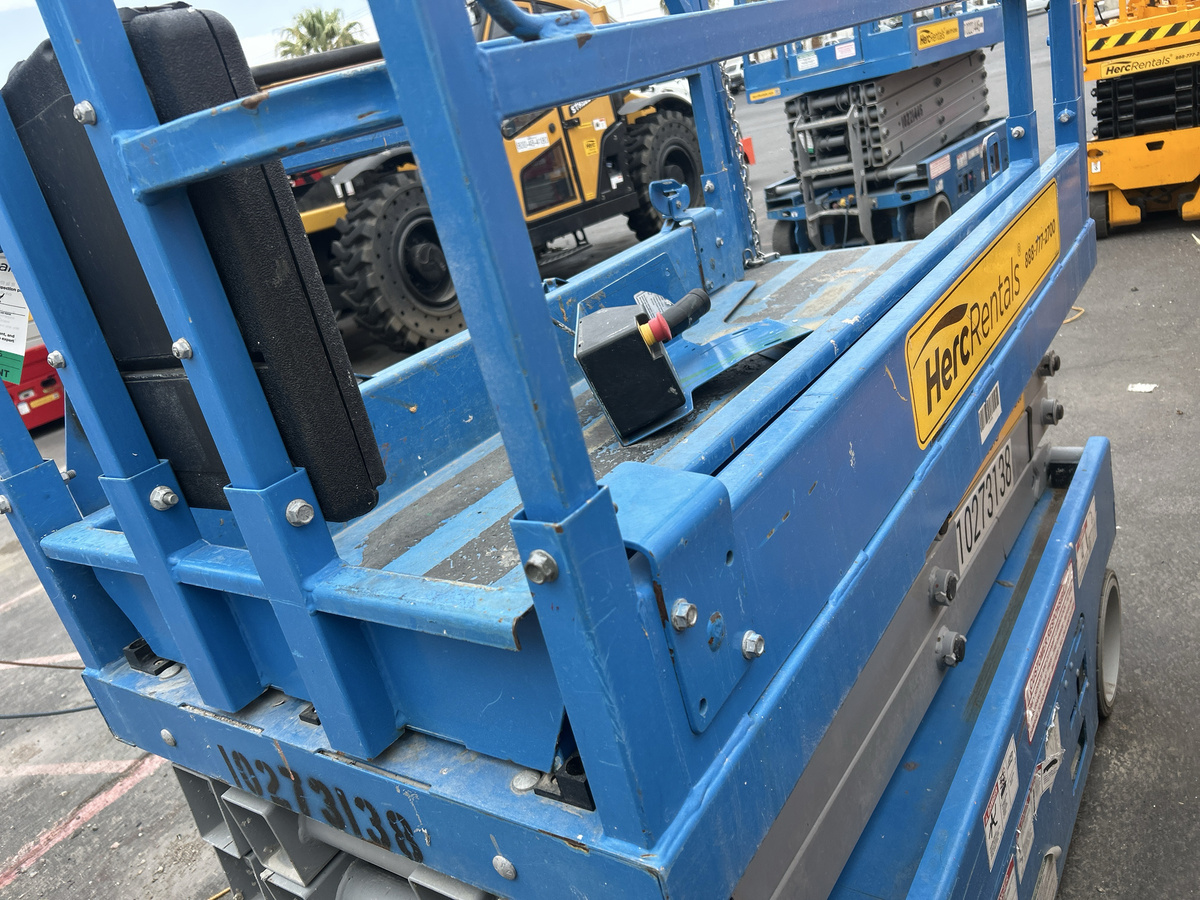 2019 Genie GS-1930-8