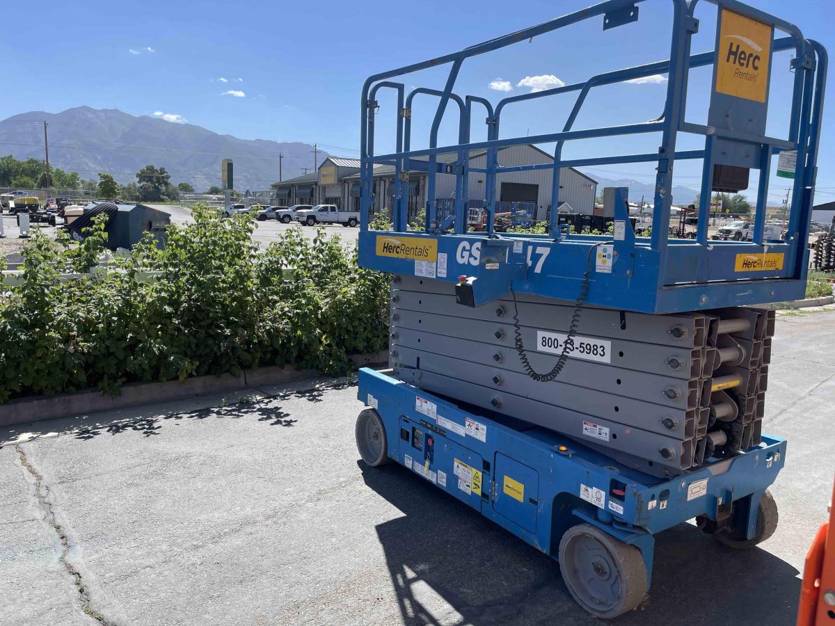 2016 Genie GS-4047