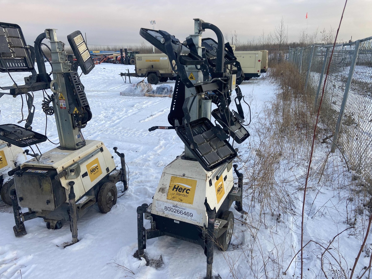 2019 Magnum PLT240-2