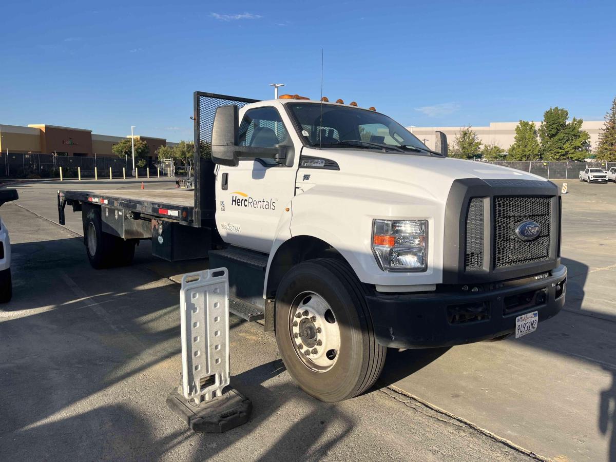 2018 Ford F750