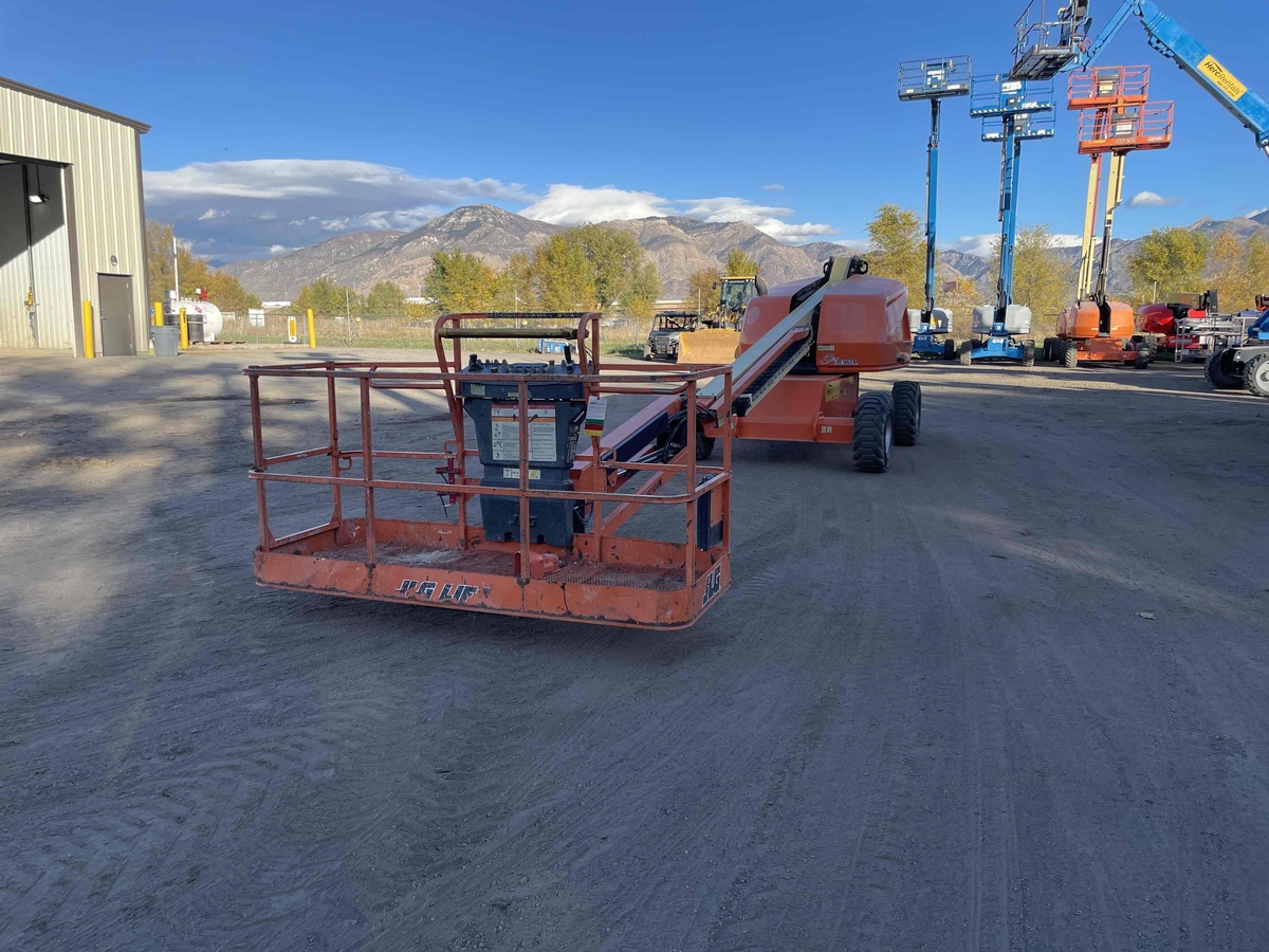 2018 JLG 460SJ-3