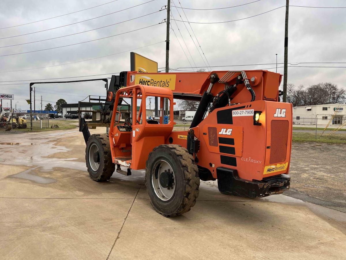 2020 SkyTrak 10042