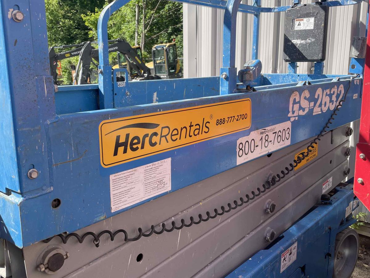 2017 Genie GS-2632-3