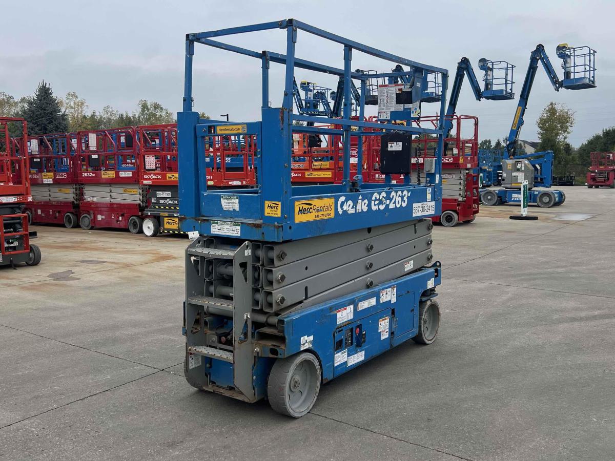 2017 Genie GS-2632