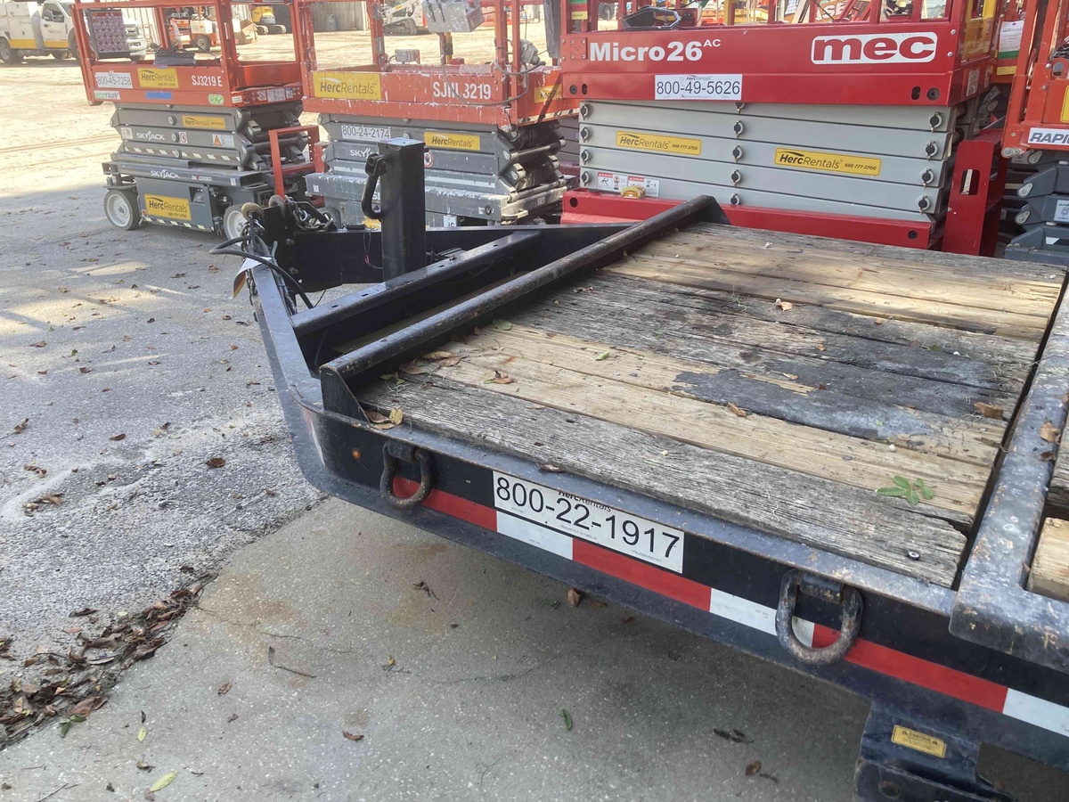 2018 Trail King TKT12U-5