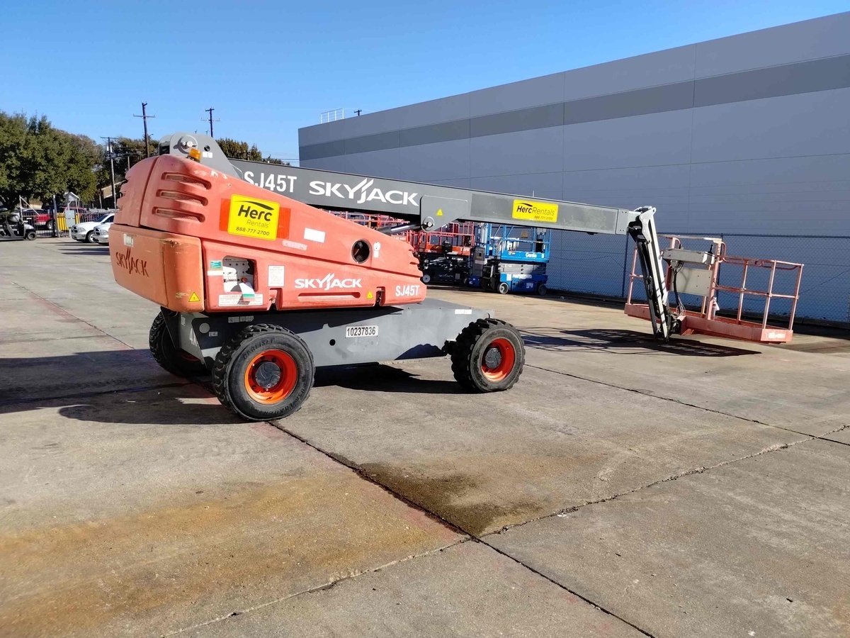 2018 Skyjack SJ45 T