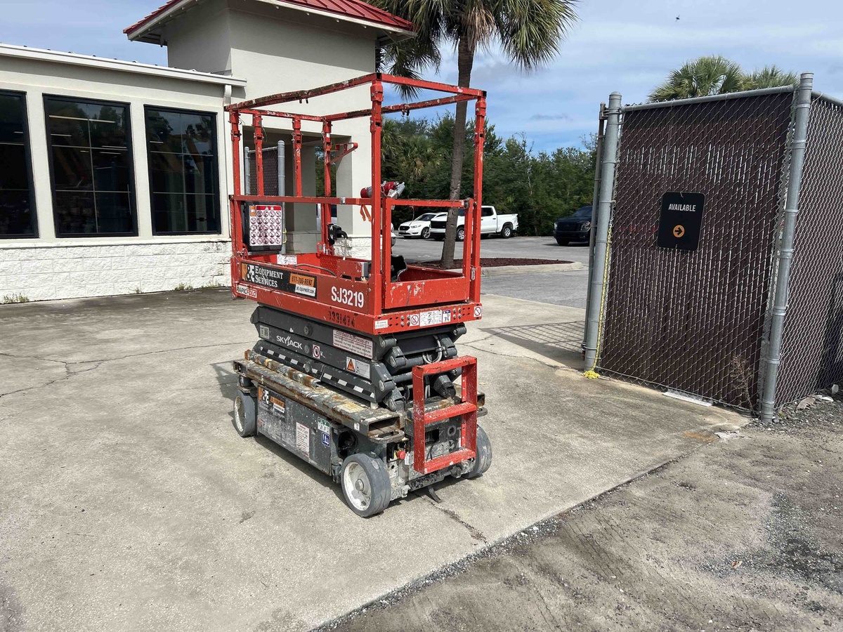 2021 Skyjack SJ3219-4
