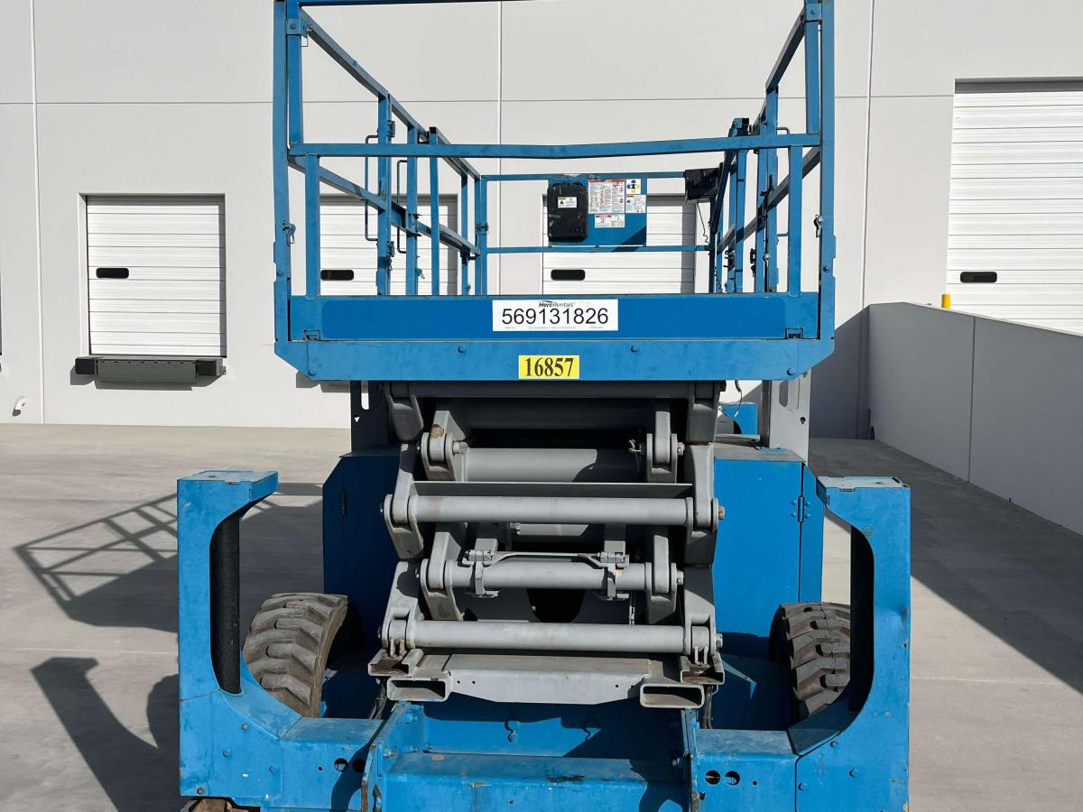 2008 Genie GS-4390 RT-2