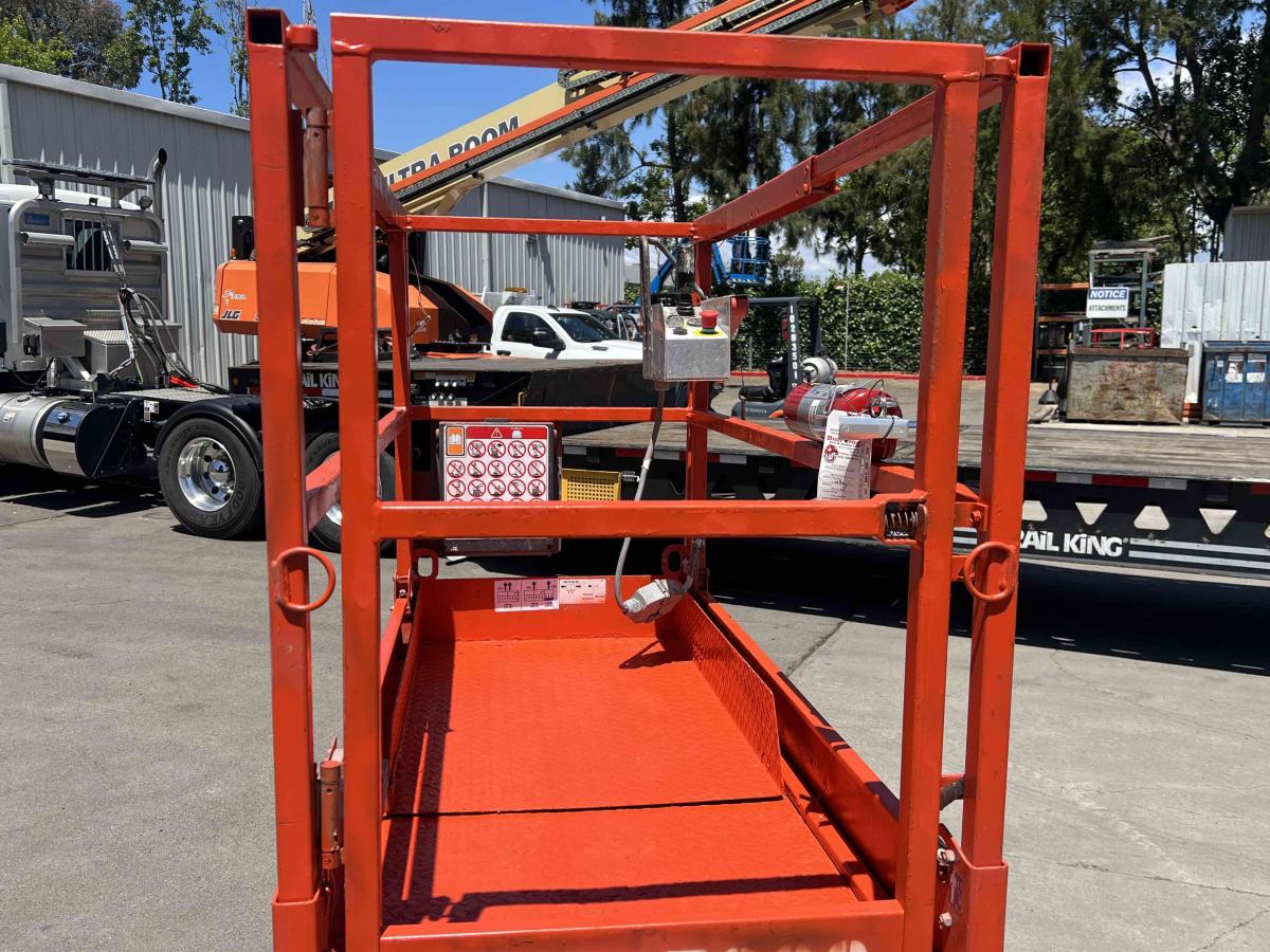 2018 Skyjack SJ3219