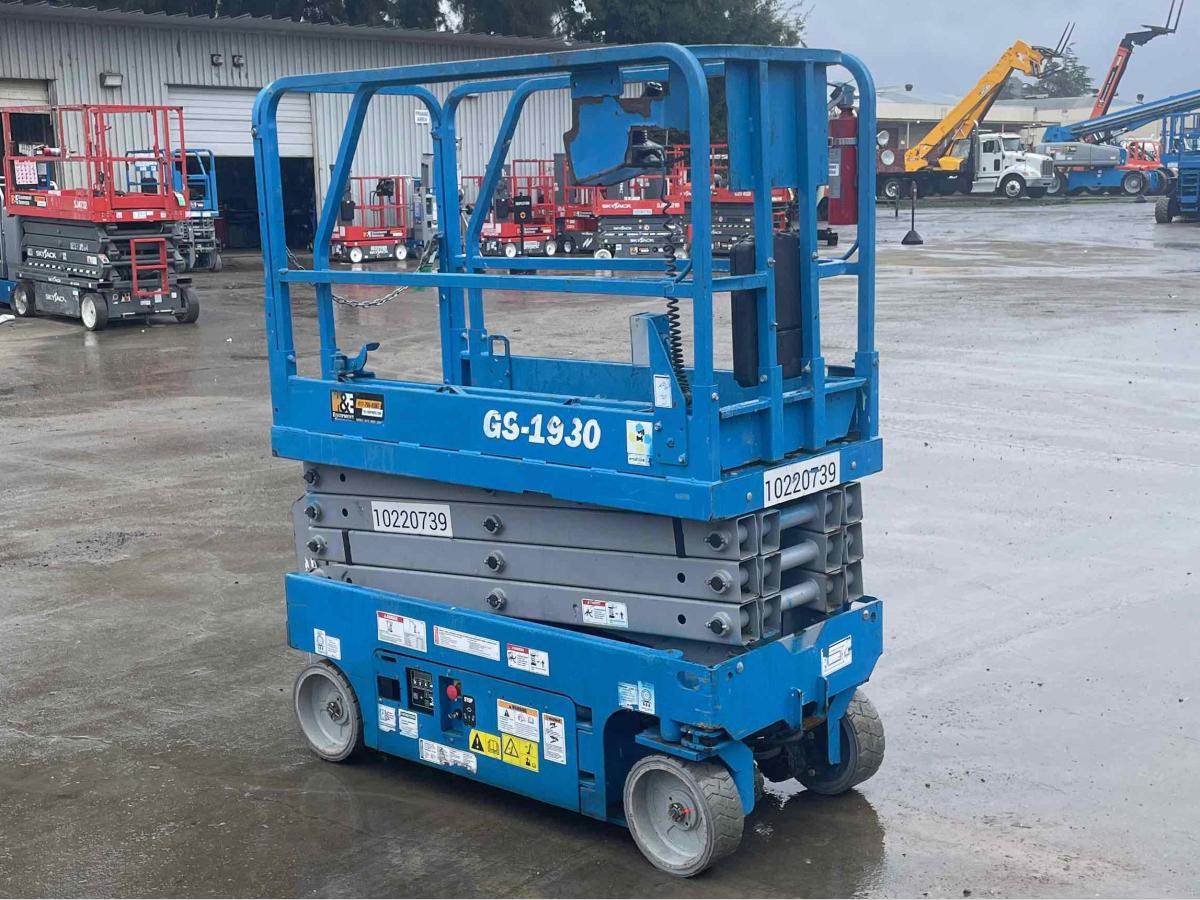 2017 Genie GS-1930