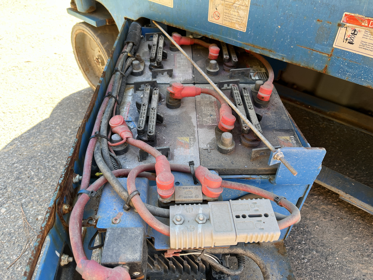 2018 Genie GS-1930-8