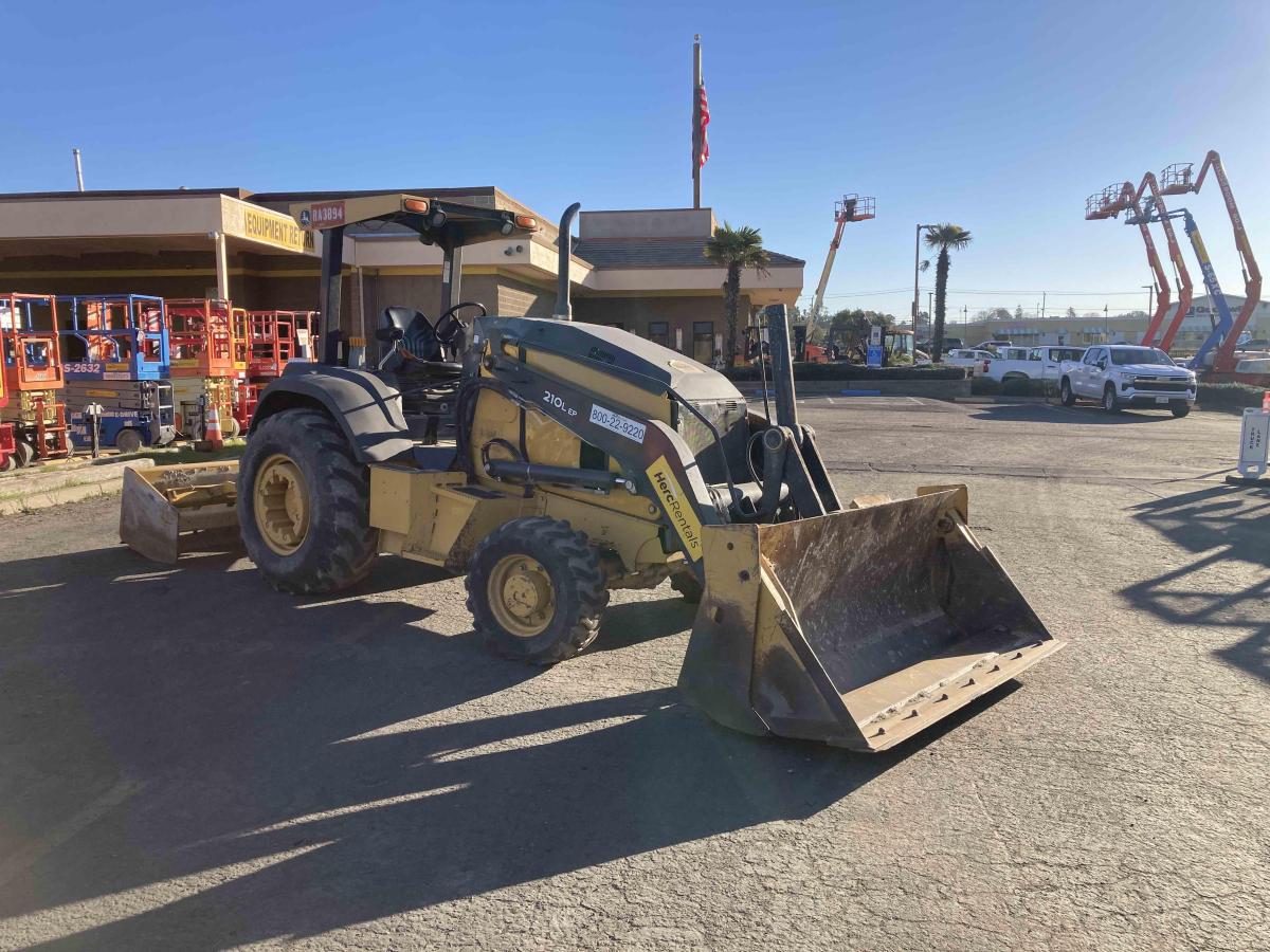 2018 John Deere 210LEP