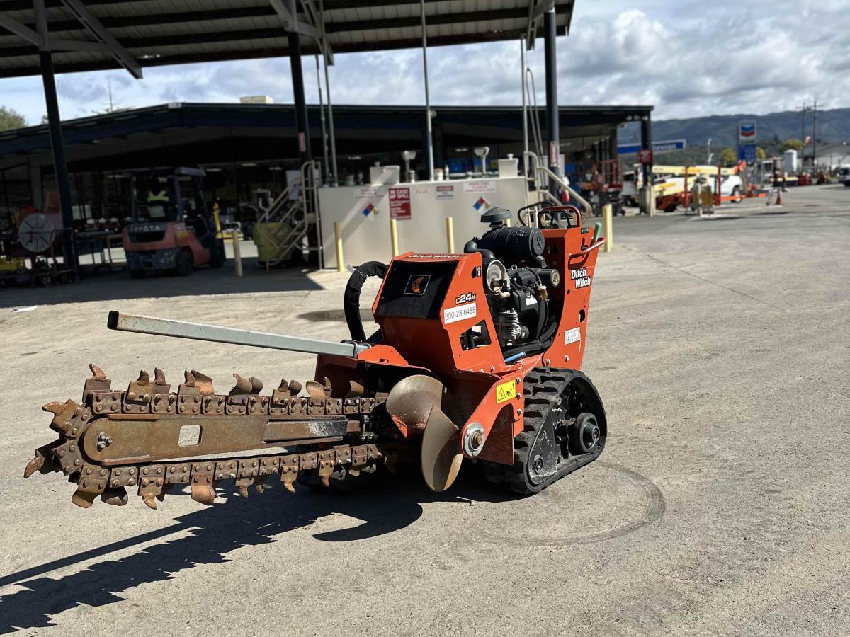 2020 Ditch Witch C24X
